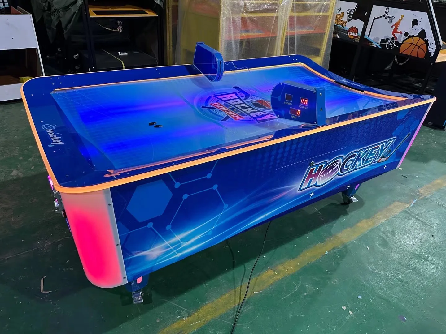 Coin Operated Amusement Arcade - Air Hockey Table recension och pris